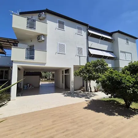 Bilaver - A5 Appartement *